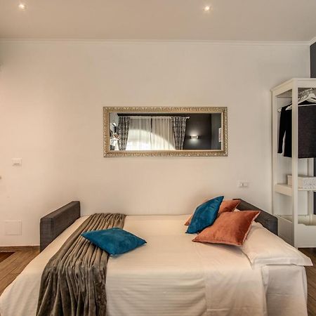 Colosseum Royal Apartment Roma Ngoại thất bức ảnh