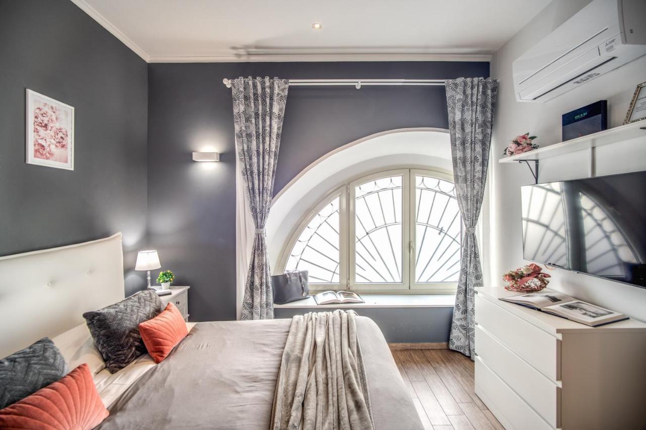 Colosseum Royal Apartment Roma Ngoại thất bức ảnh