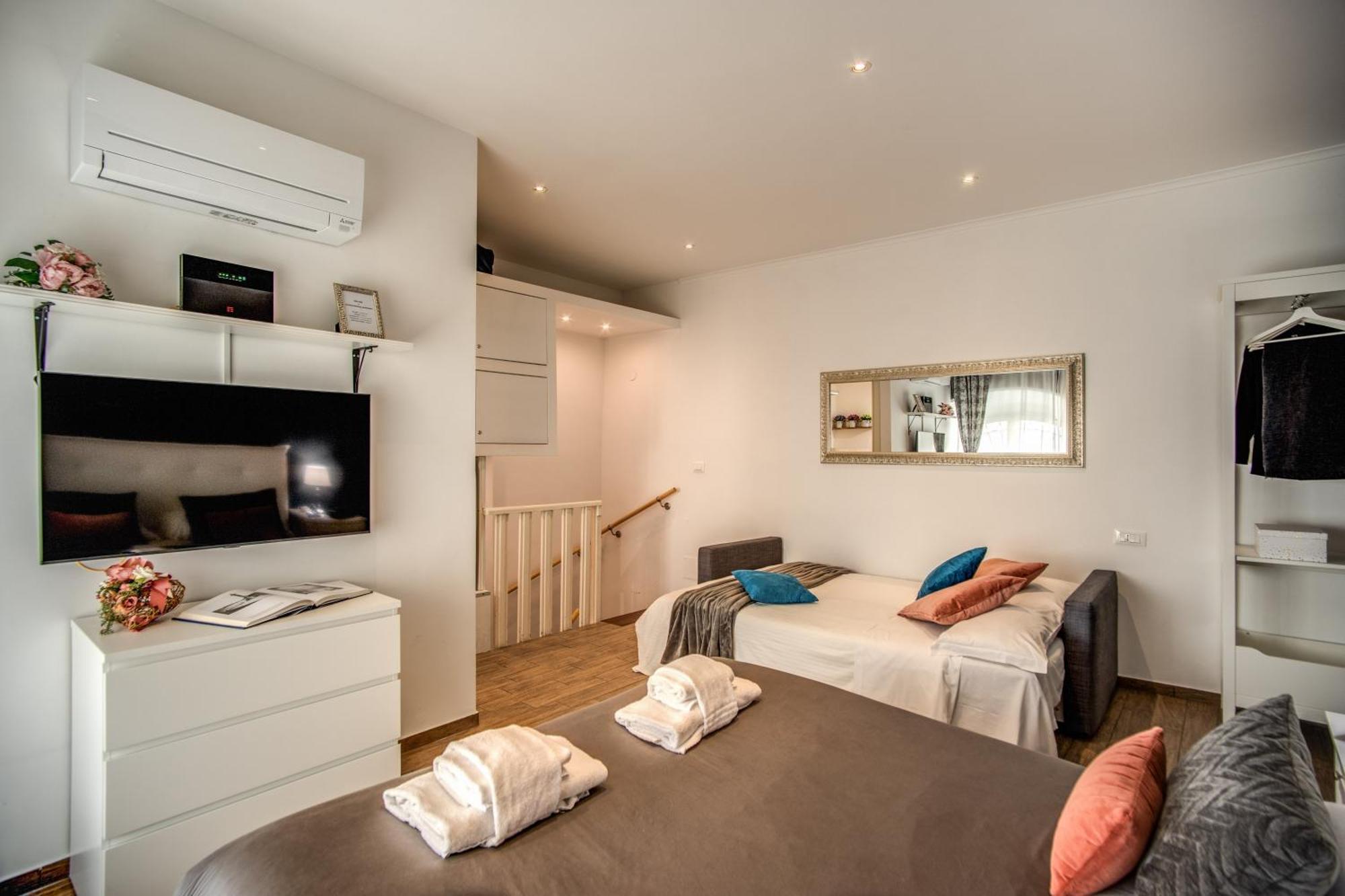 Colosseum Royal Apartment Roma Ngoại thất bức ảnh